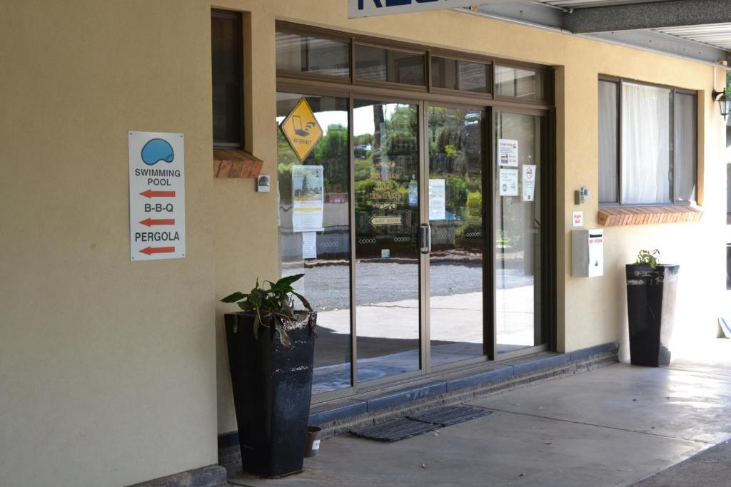 Sturt Motel Broken Hill Exterior foto