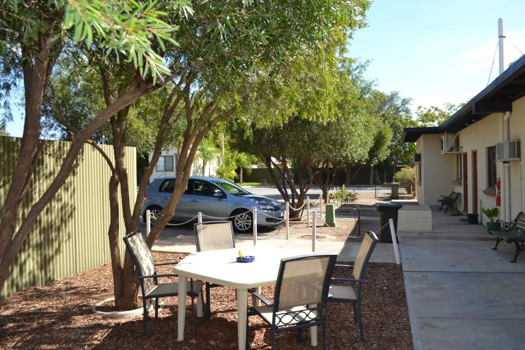 Sturt Motel Broken Hill Exterior foto